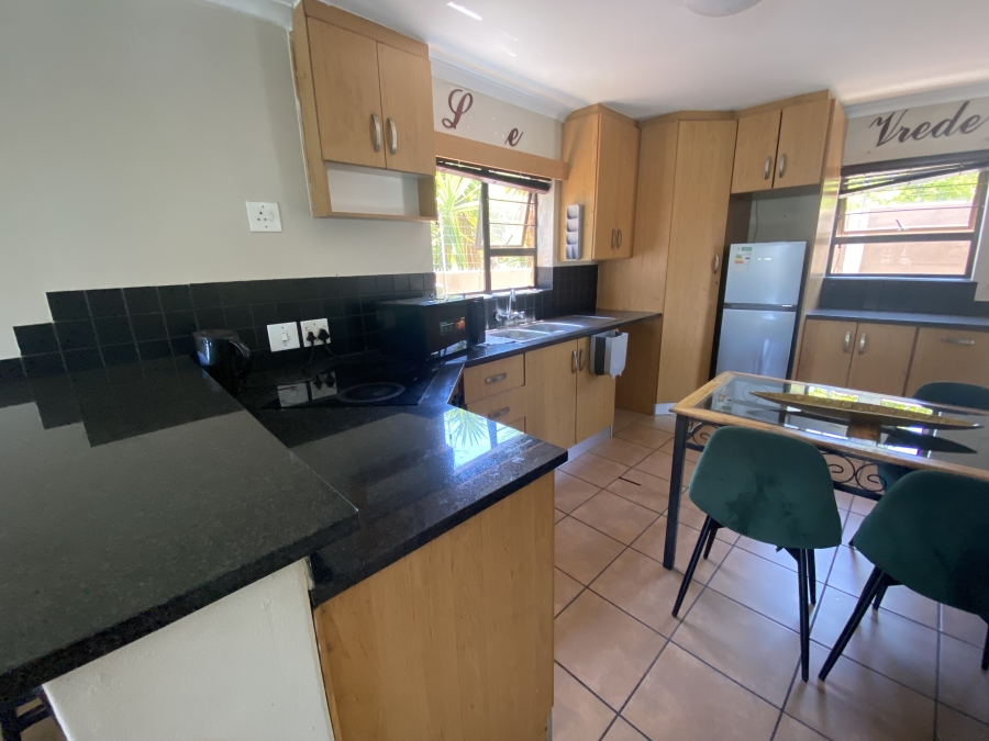 6 Bedroom Property for Sale in De Tijger Western Cape